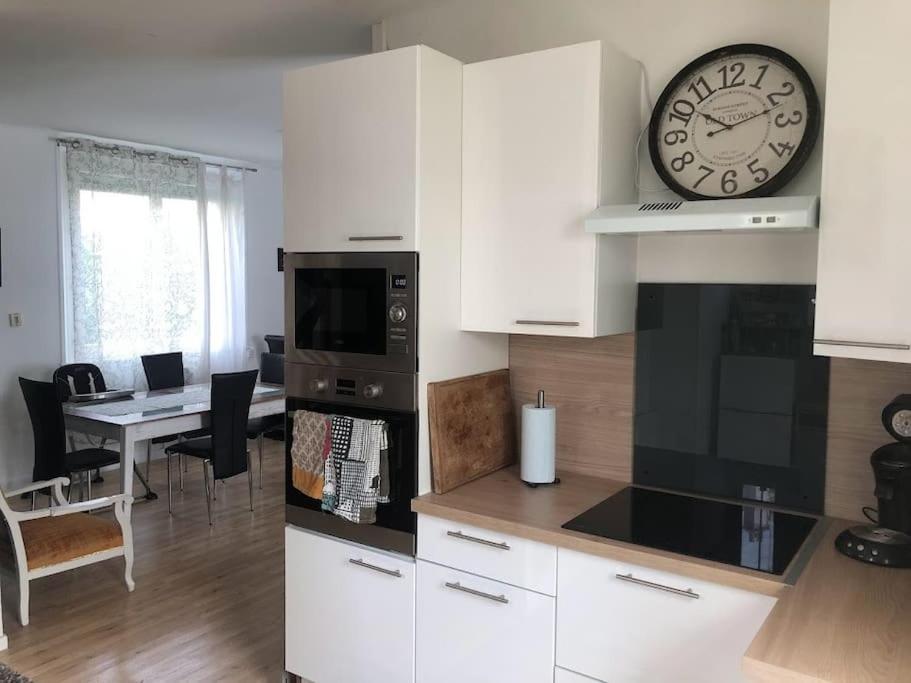 Holiday home Chicethnik! Maison De Ville, 3 Chambres, 6 Places. *