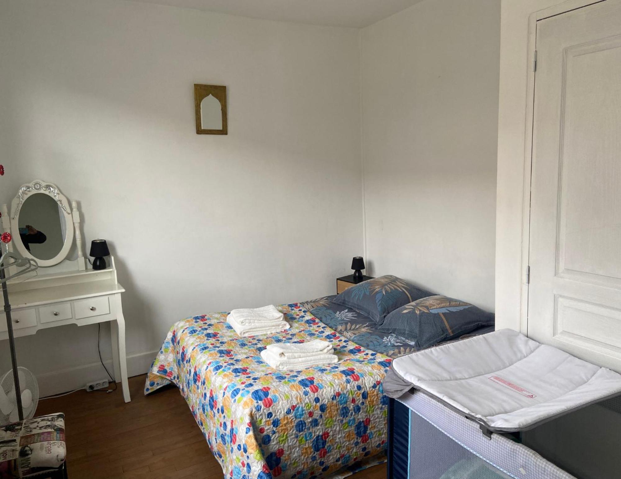 Chicethnik! Maison De Ville, 3 Chambres, 6 Places. Holiday home *
